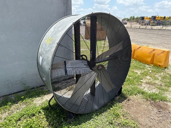 (1) Countyline Industrial Belt Drive Drum Fan