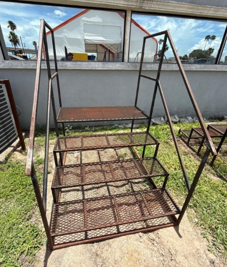 (1) Mobile Home Stairs