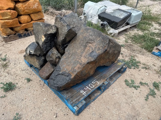 Pallet of Landscape Stone Boulder Rocks