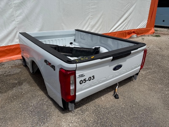 Ford 4x4 Super Duty Truck Bed with Bumper