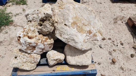 (1) Pallet of Boulder Stones