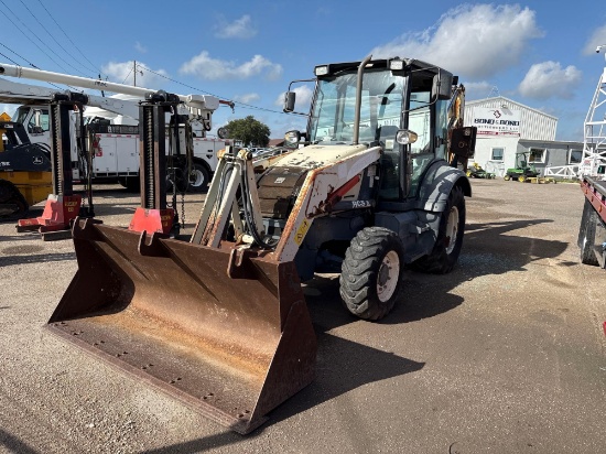 Terex 760 Xtendahoe 4x4 Backhoe Model: CM7626