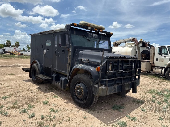 1986 GMC C7000 Armored Truck, VIN # 1GDL7D1BXGV509263