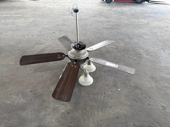 Ceiling Fan - 5 Blades & 4 Globe lights