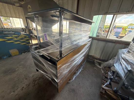 Group of Tables on 1 Pallet