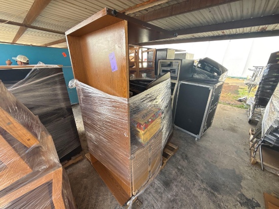 1 Pallet w/ Wooden Desk, Vintage Magnifying Stool, DELL Monitor
