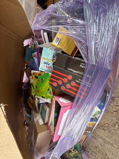 1 Pallet w/ Reading Books, Math Textbooks