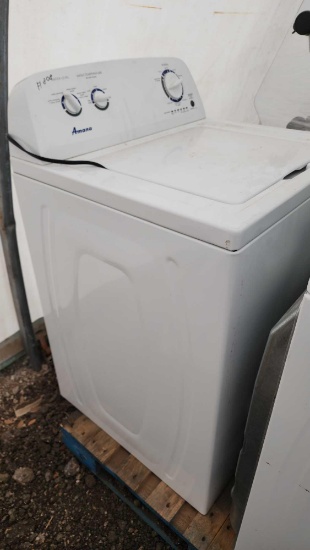 (1) Pallet w/ Amana Washer & DryerSet