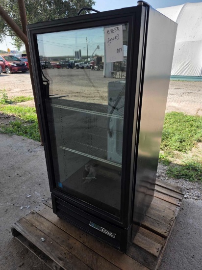 True Commercial Glass Door Merchandiser Refrigerator