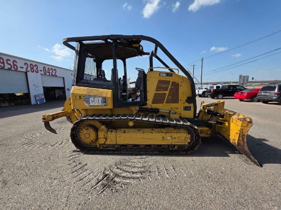 2018 Caterpillar D3K2 LGP Crawler Dozer - 1677.1 Hours - 6-Way Blade - 3-Shank Ripper - OROPS