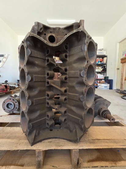 Cast-Iron V8 Big-Block Engine Cylinder Block