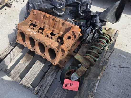 Vintage Chevrolet Mark IV Big-Block V8 engine block w/coil spring suspension swivel caster wheel