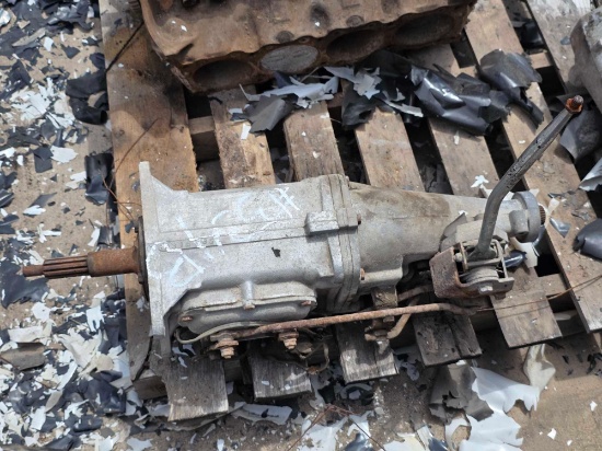 General Motors Manual Transmission w/Shift Linkage