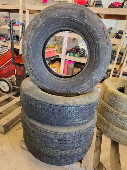 (4) Firestone Super Sports Wide Oval G70-14 White-Stripe Tires