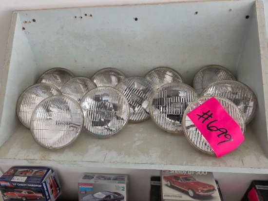 Vintage Guide T-3 Round Sealed-Beam Headlight Bulbs
