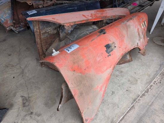 (2) Vintage Automotive Side Fenders