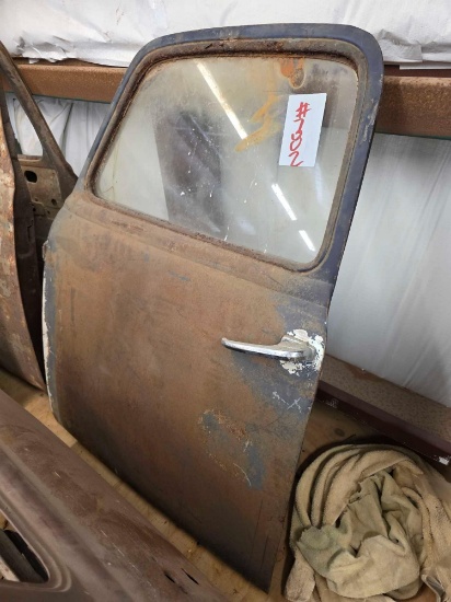 (1) Vintage Automotive Door