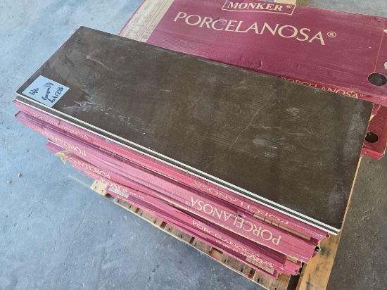Pallet w/ Monker Porcelanosa Wood Panels
