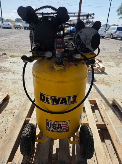 DEWALT Portable Vertical Electric Air Compressor - 30 Gal. - 125-155 PSI