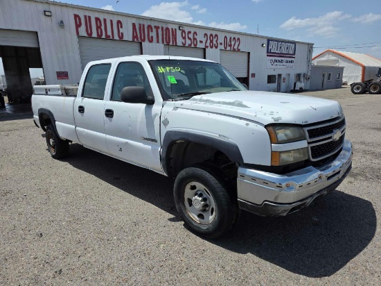 2006 Chevrolet Silverado Pickup Truck,