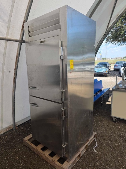 Traulsen Commercial Stainless/S Reach-In Refrigerator Unit