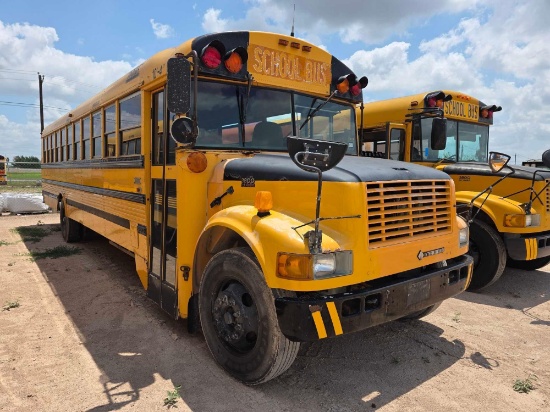 2000 International 3800 Bus, *Special Instructions