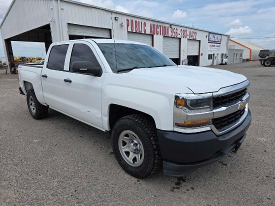 2017 Chevrolet Silverado 4X4 Pickup Truck