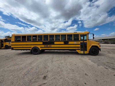 2007 Freightliner FS65 Chassis Bus