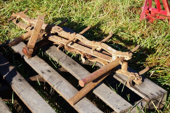 FARMALL CULTIVATOR SCRATCHERS