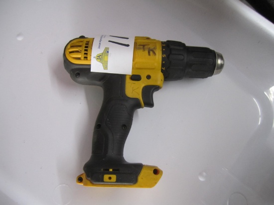 DEWALT 20V CORDLESS DRILL