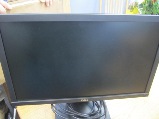 DELL 18" MONITOR - NEW IN BOX