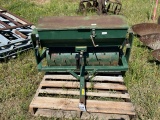 YARD BUDDY SEEDER 3’