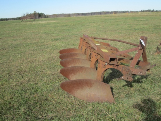 IH 5B PLOW