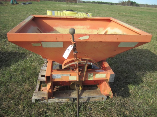 KUHN 3-PT SPREADER