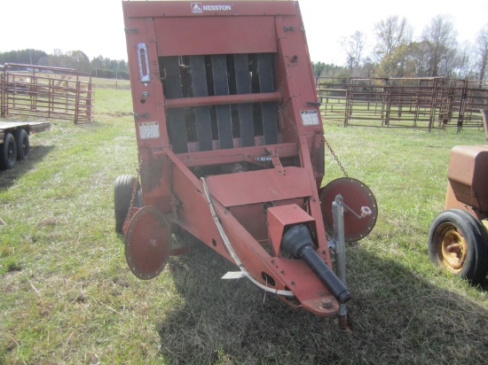 HESSTON 530 BALER