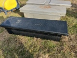 BLACK ALUMINUM TOOLBOX