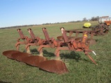 IH 450 4B PLOW