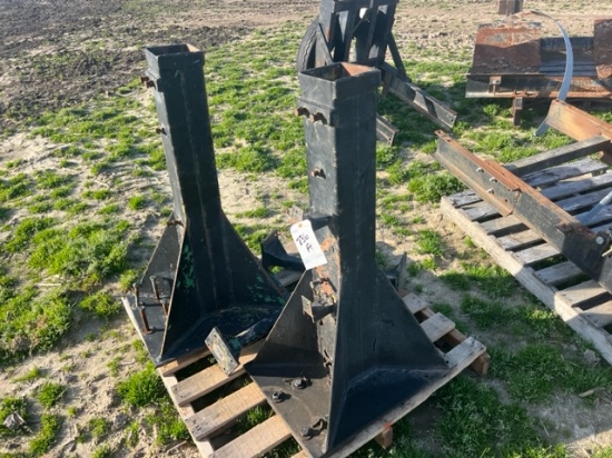 TANK MOUNTS