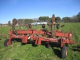 CASE-IH 183 DANISH TINE 8-ROW CULTIVATOR, HYDRAULIC FOLD, 38”