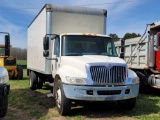 2001 INTERNATIONAL 4300 DT466 24 FT BOX TRUCK