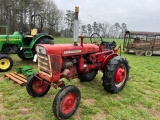 IH 140 TRACTOR