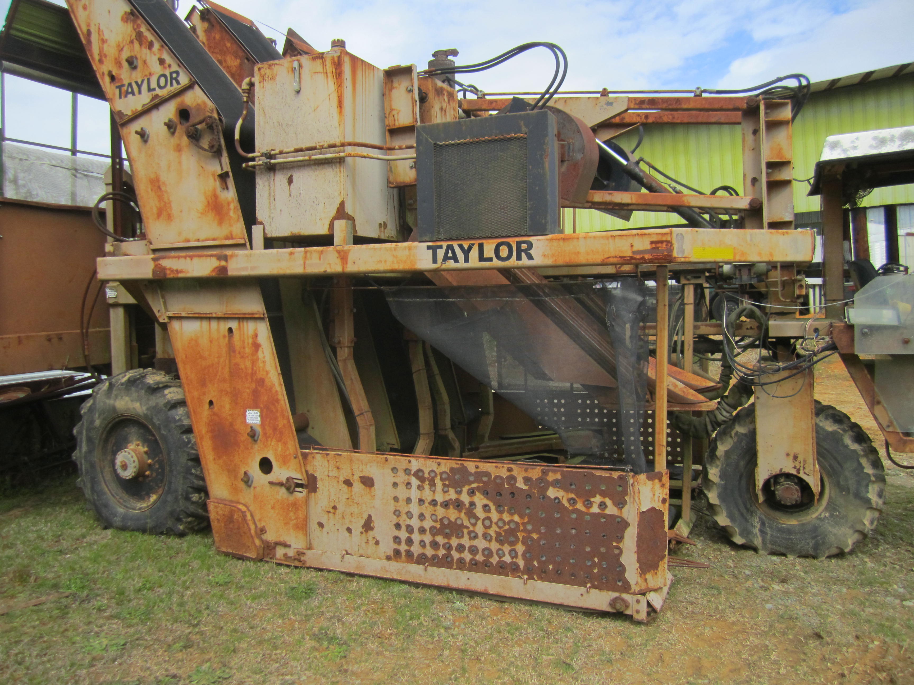 granville tobacco harvester TAYLOR 2-ROW TOBACCO HARVESTER WITH GRANVILLE