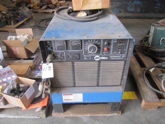 MILLER DELTAWELD 451 WELDER