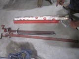 METAL CLAMPS & PRY BAR