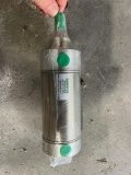 AIR CYLINDER