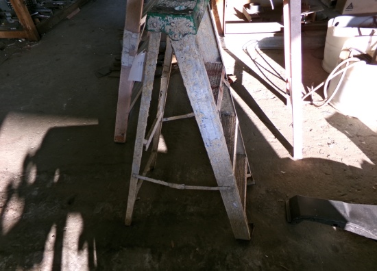 LADDER