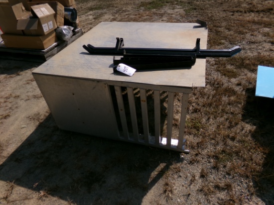 ALUMINUM DOG BOX