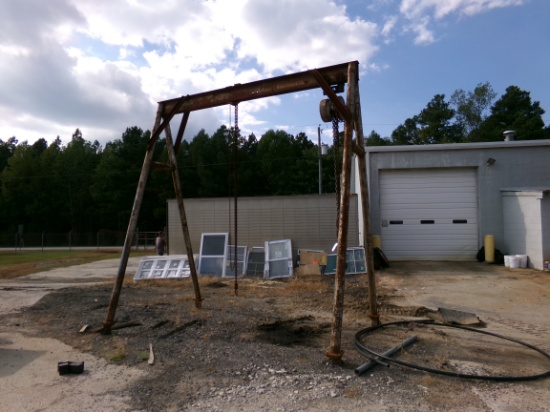 STEEL A-FRAME ROLLING CHAIN HOIST