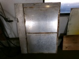 2 PIECES OF ALUMINUM