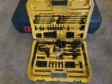 TOOL SET